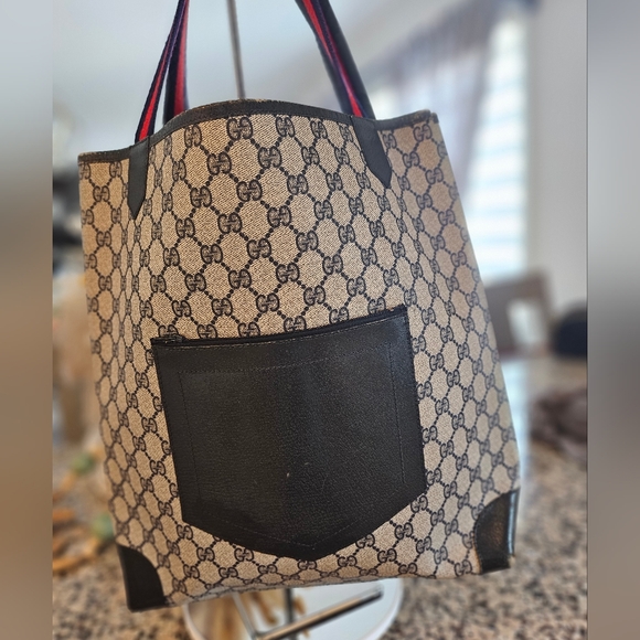 Authentic GUCCI Tote - Picture 1 of 11